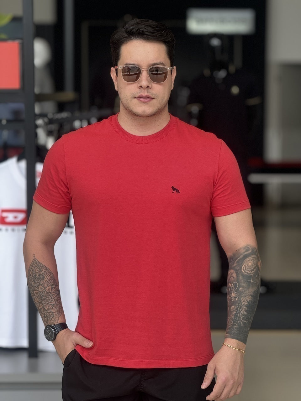 Camiseta Acostamento Lobo nas Costas Masculino
