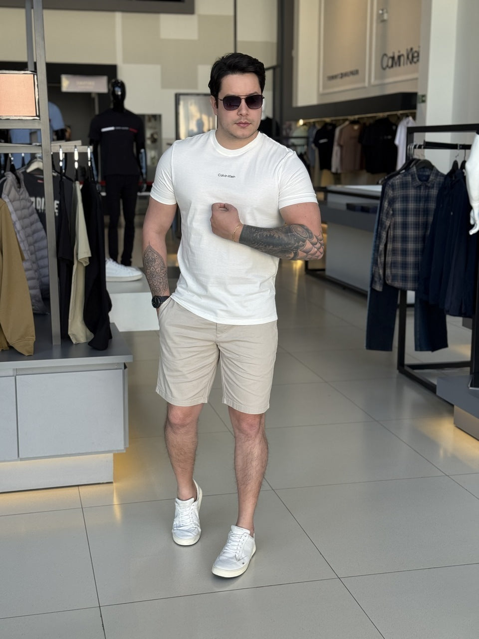 Bermuda Calvin Klein Sarja com Bolso Masculino