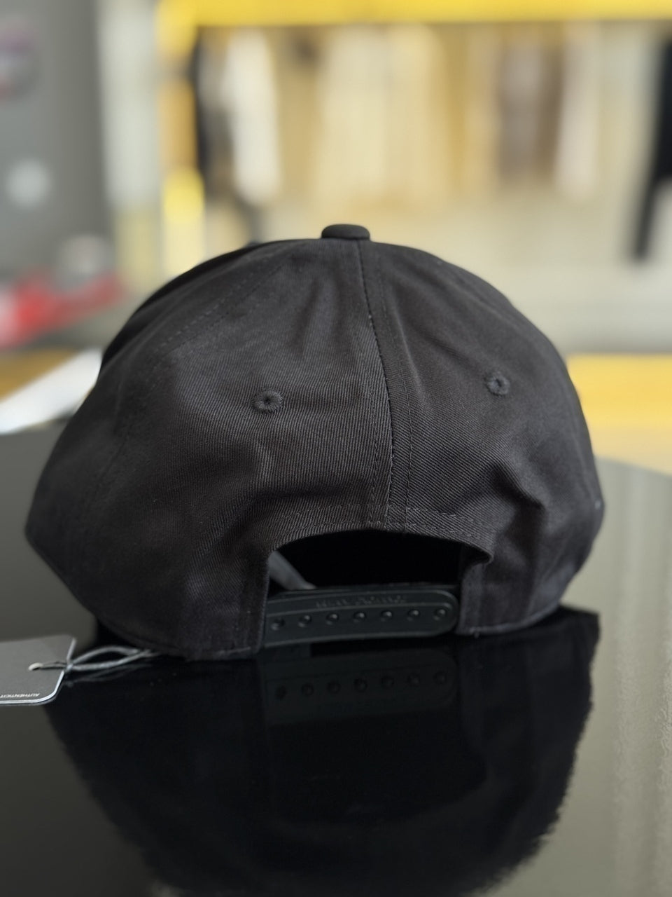 Boné Armani Exchange Logo Assinatura Bordado Relevo Frontal Masculino Preto