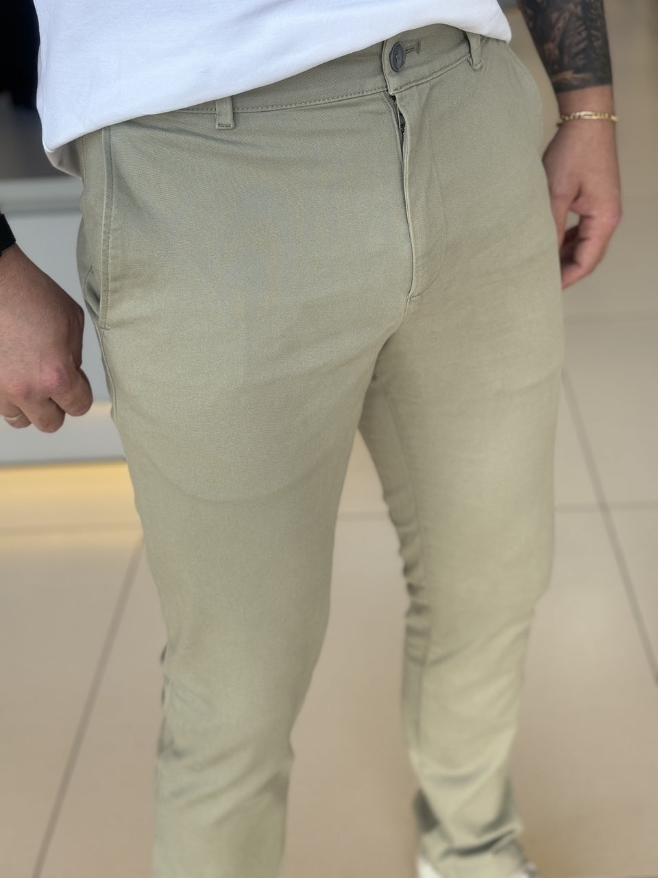 Calça Calvin Klein Slim Fit Sueded Stretch Masculino