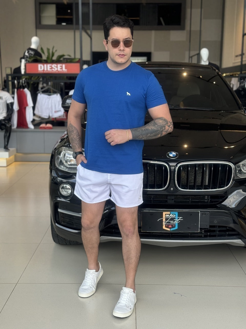Camiseta Acostamento Lobo nas Costas Masculino