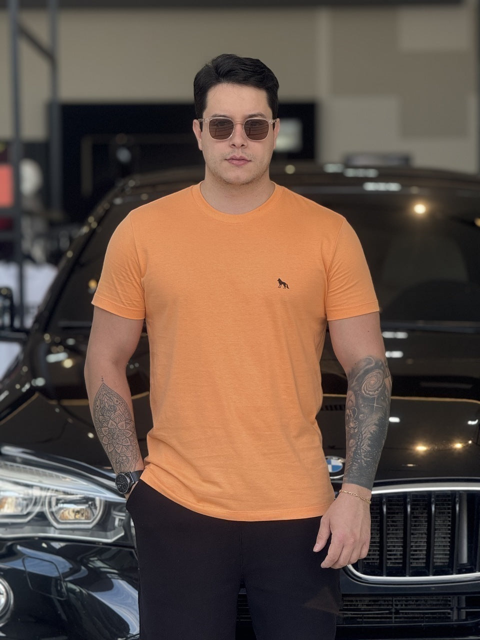 Camiseta Acostamento Lobo nas Costas Masculino