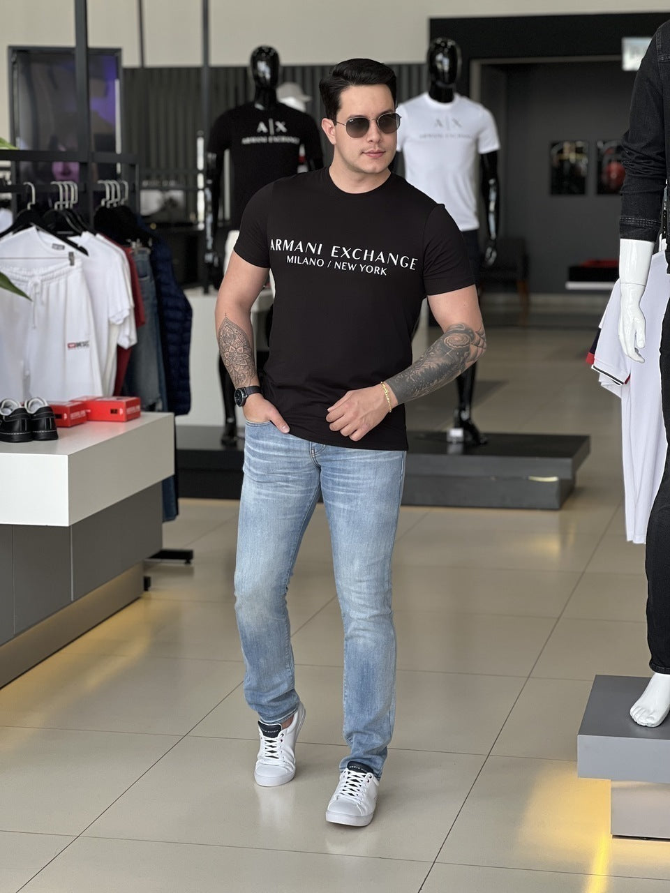 Camiseta Armani Exchange Slim Fit Milano / New York Estampado Masculino