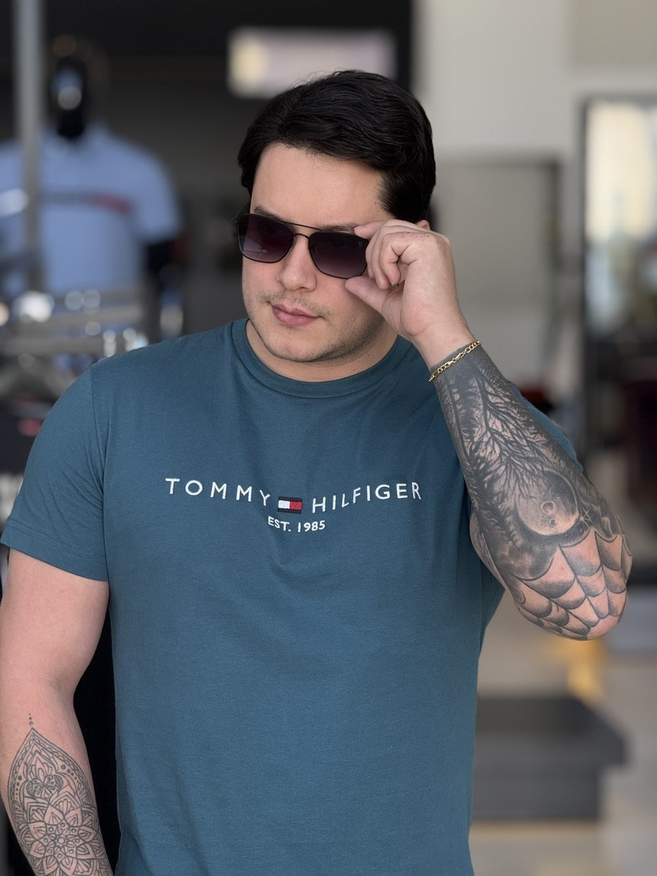 Camiseta Tommy Hilfiger Logo Bordado Masculino