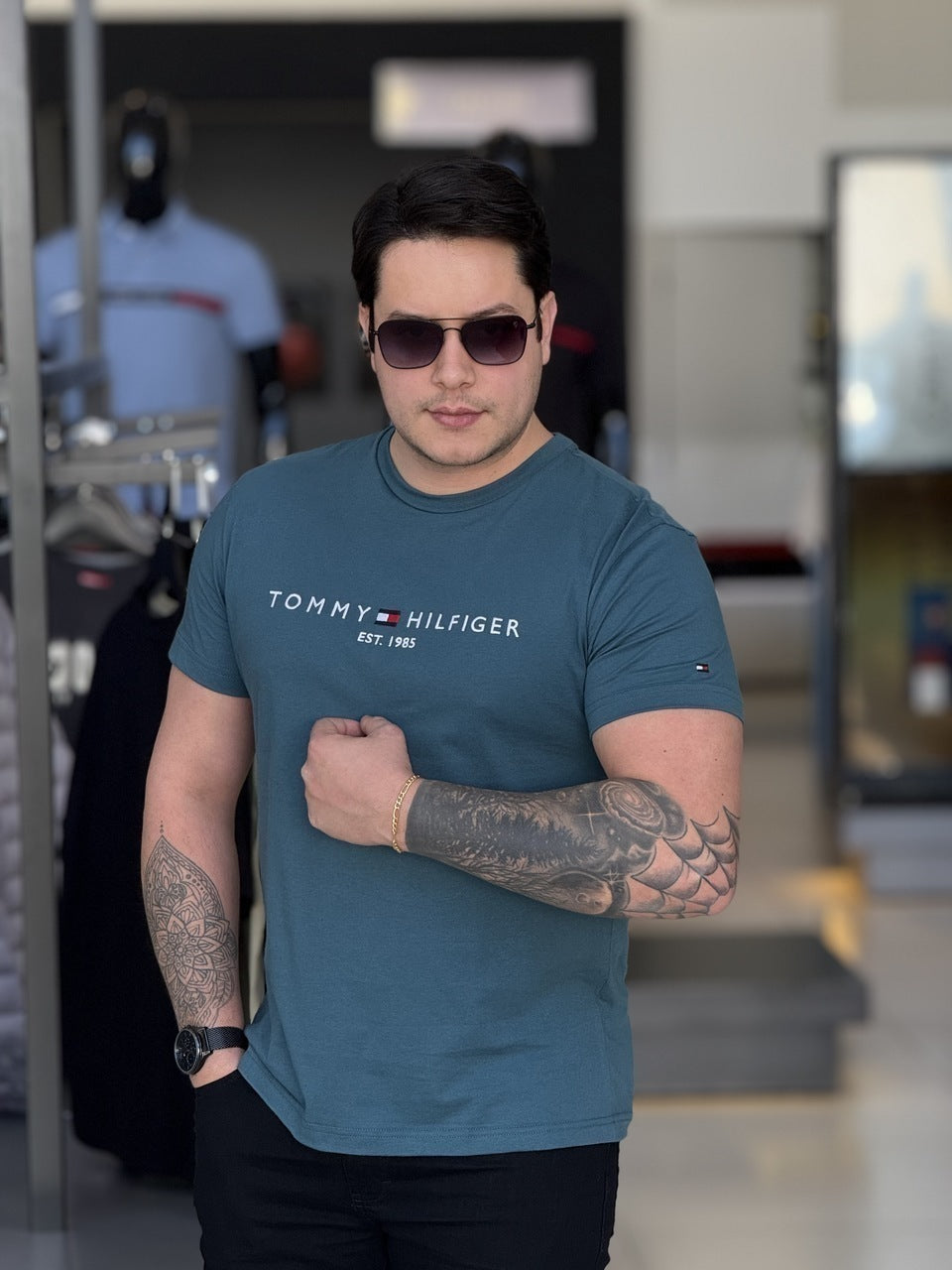 Camiseta Tommy Hilfiger Logo Bordado Masculino
