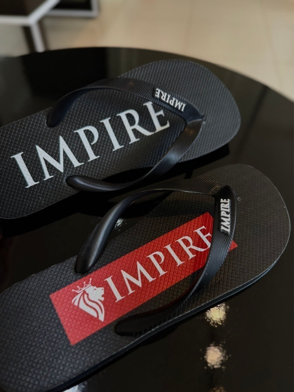 Chinelo Impire Lion e Lettering Assinatura Estampado Masculino