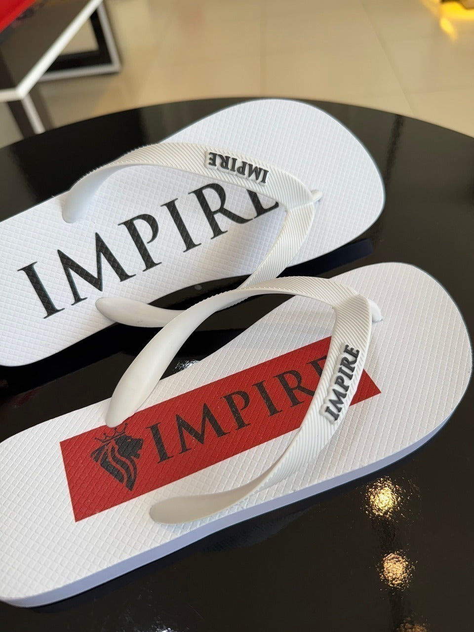 Chinelo Impire Lion e Lettering Assinatura Estampado Masculino
