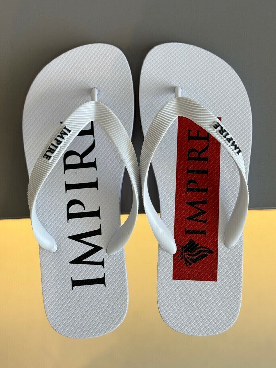 Chinelo Impire Lion e Lettering Assinatura Estampado Masculino