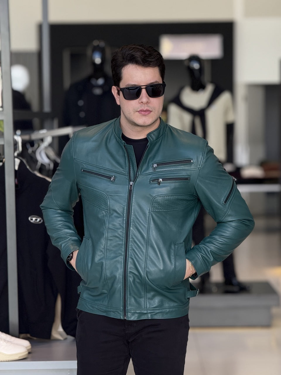 Jaqueta Impire Slim em Couro Pelica Masculino