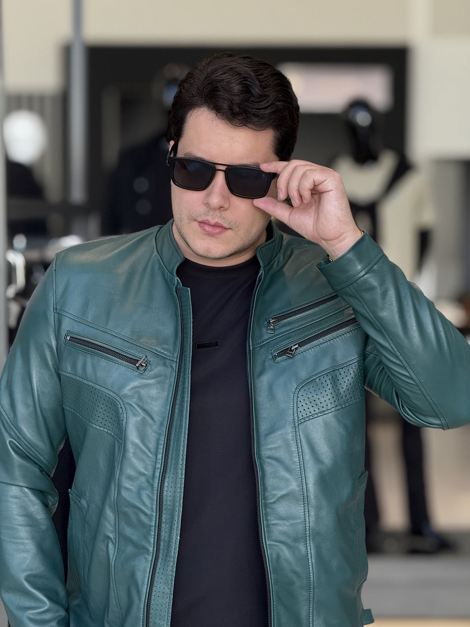 Jaqueta Impire Slim em Couro Pelica Masculino