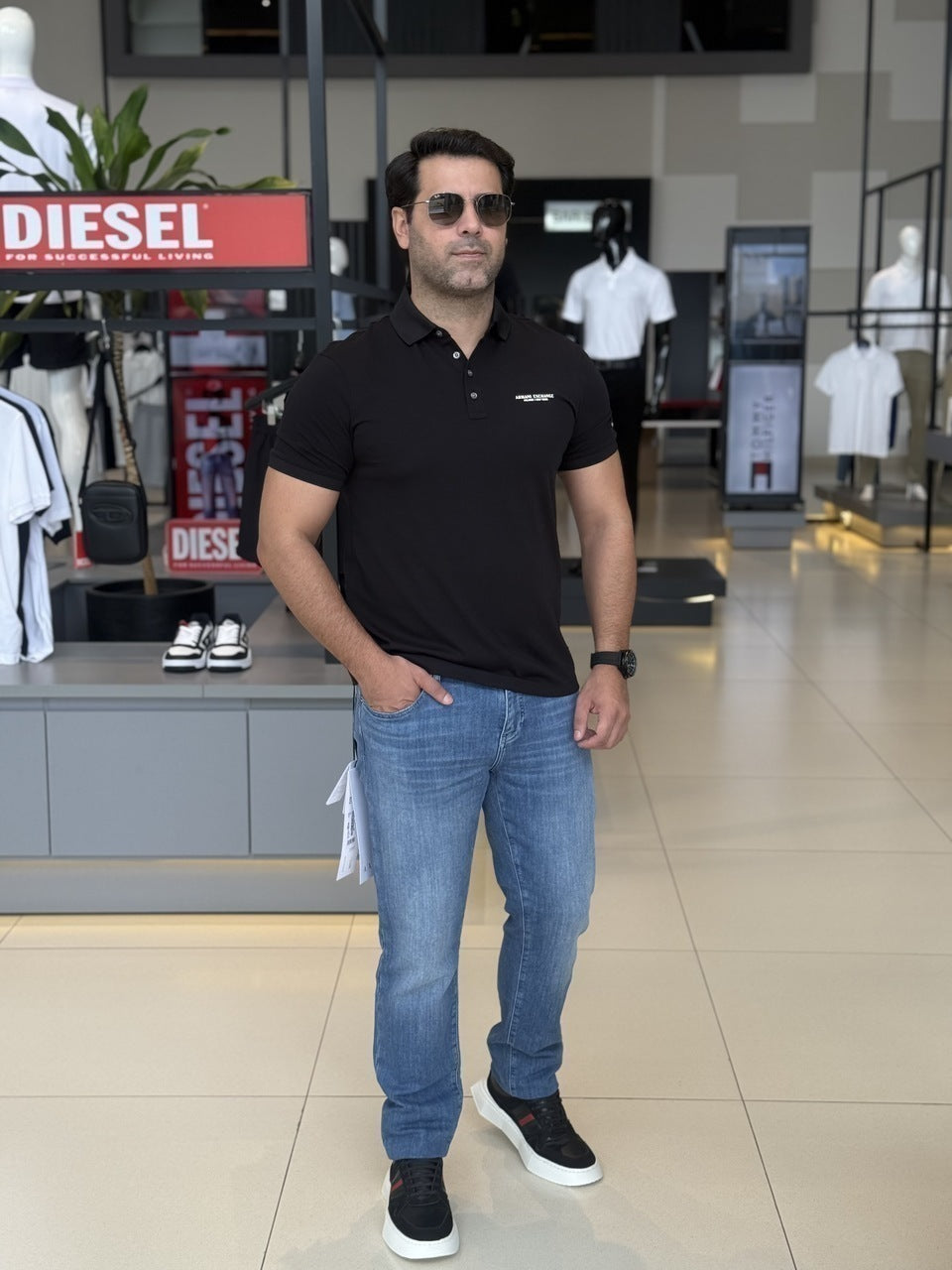 Polo Armani Exchange Lettering Assinatura no Peito Masculino