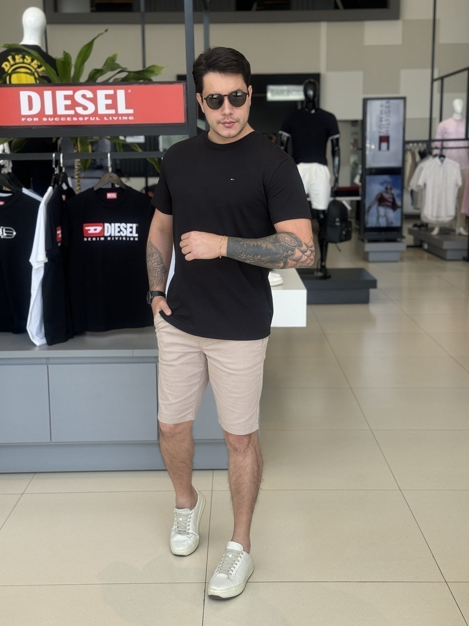 Camiseta Tommy Hilfiger Essential Masculino