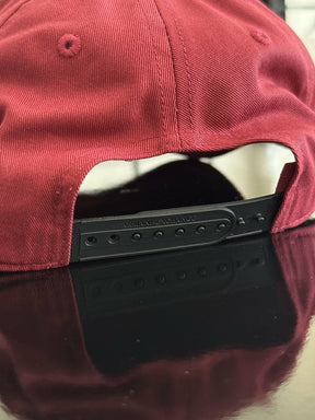 Boné Armani Exchange Logo Assinatura Bordado Relevo Frontal Masculino Bordô