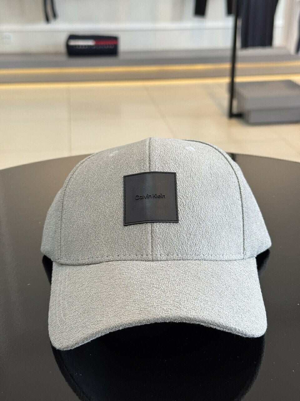 Boné Calvin Klein Etiqueta Frontal Emborrachada Masculino