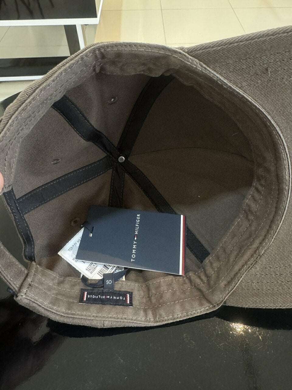 Boné Tommy Hilfiger Logo Bordado Masculino
