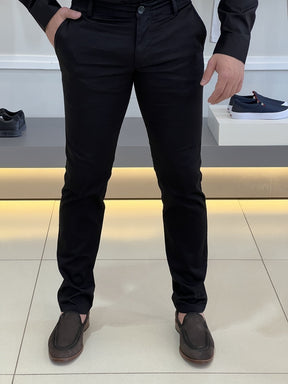 Calça Armani Exchange Slim Alfaiataria 8NZP45ZN1RZ Black Masculino Preto