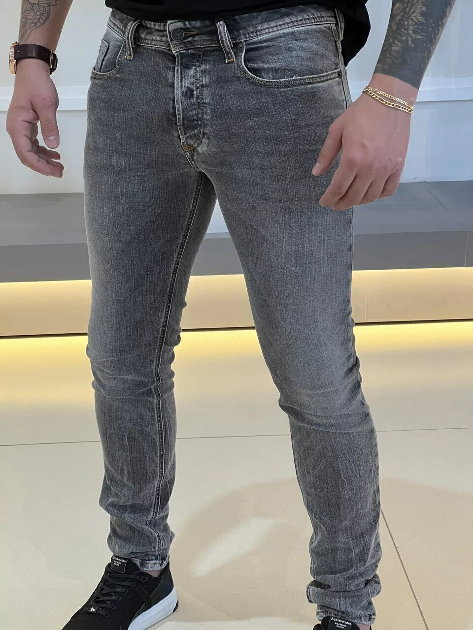 Calça Diesel Sleenker-X Stretch Skinny Masculino Cinza Escuro