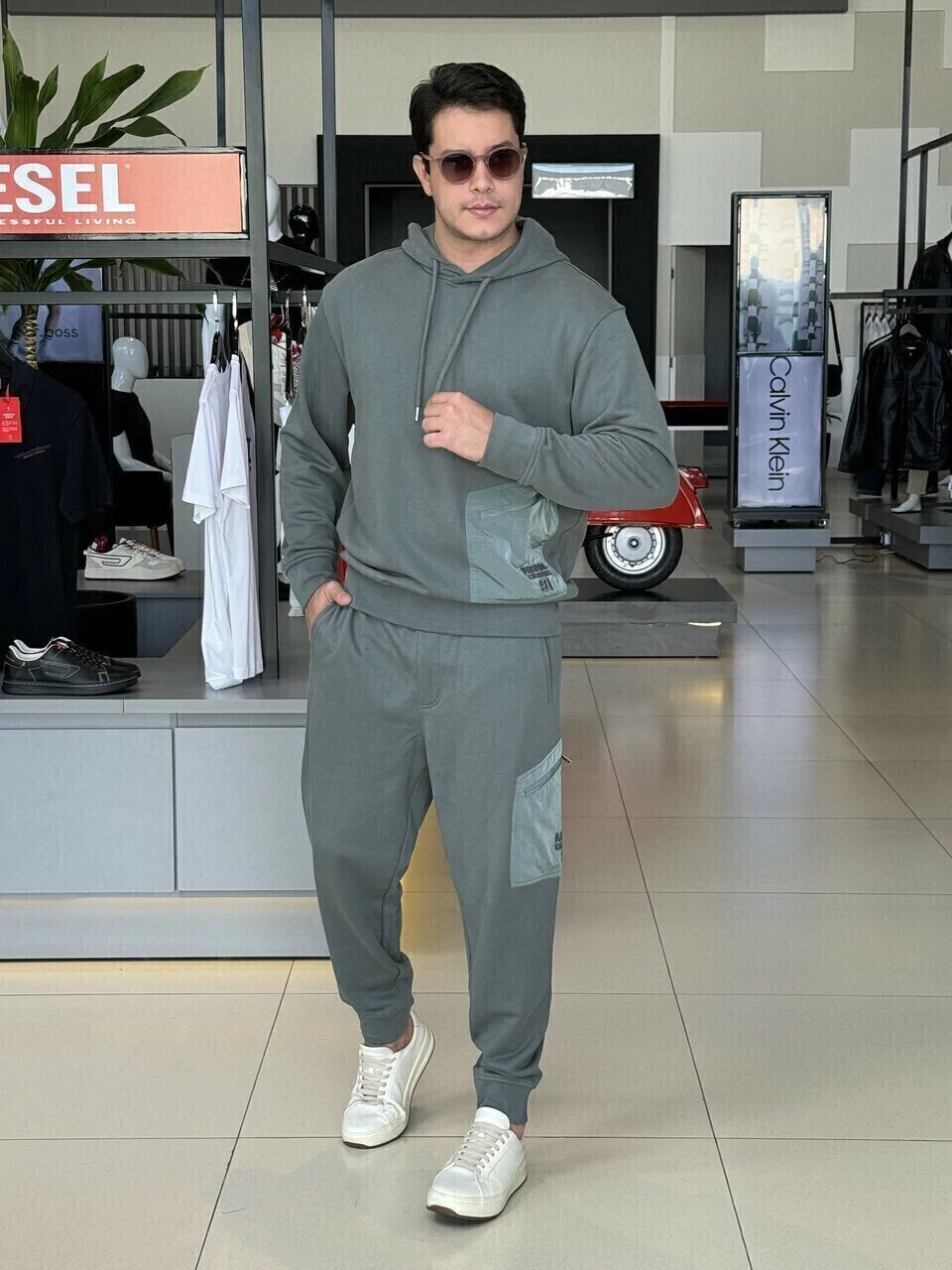 Calça Armani Exchange Moletom Masculino