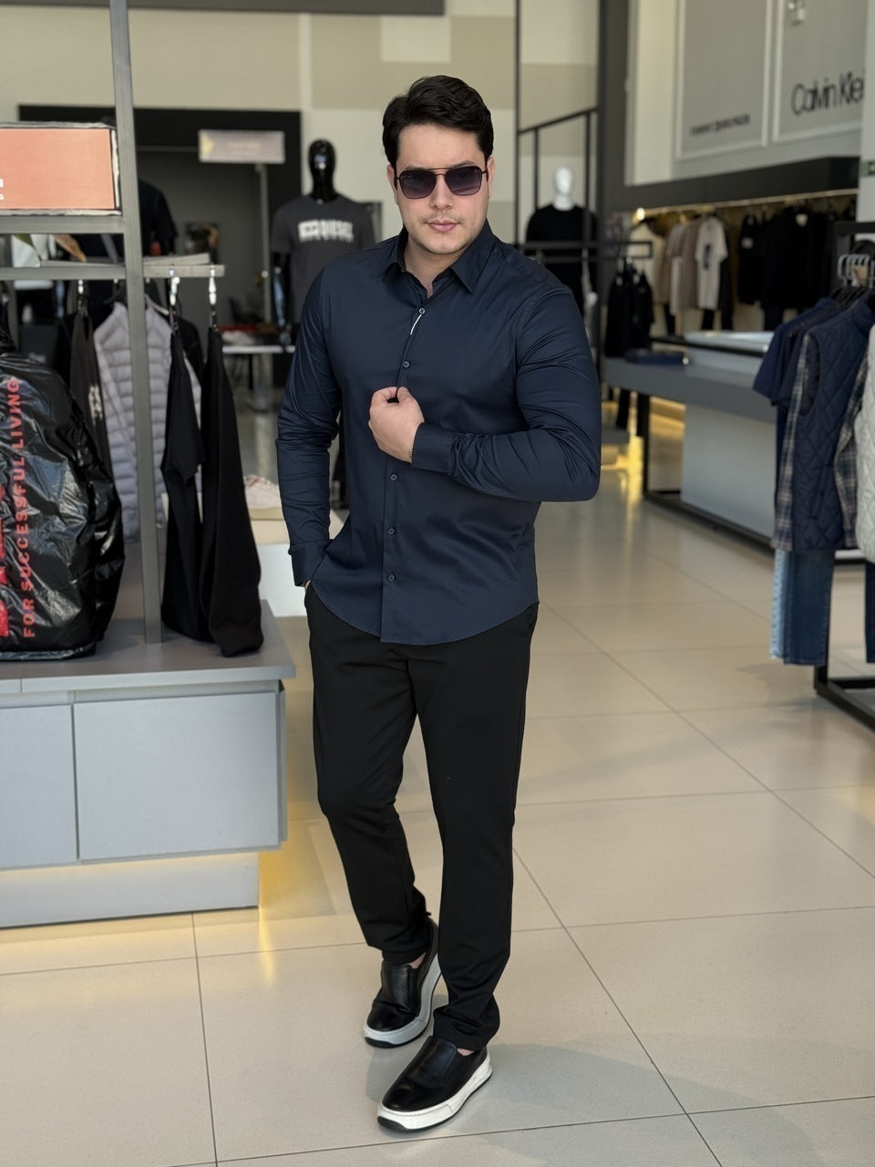 Camisa Calvin Klein Manga Longa Slim Fit CK Bordado Masculino