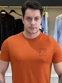 Camiseta Armani Exchange Lettering Assinatura Estampa no Peito Masculino