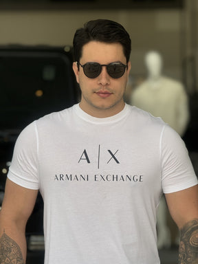 Camiseta Armani Exchange Lettering Assinatura Estampado Masculino