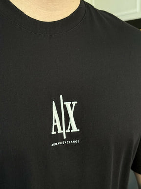 Camiseta Armani Exchange Regular Fit com Logo Bordado Masculino