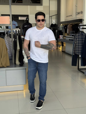 Camiseta Calvin Klein Básica Logo Emborrachado Masculino