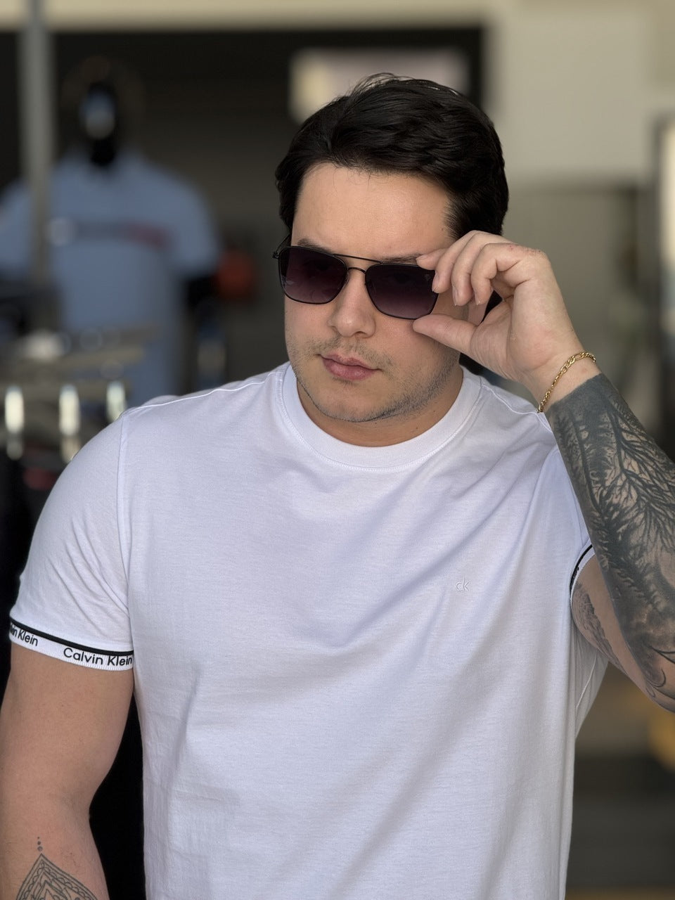 Camiseta Calvin Klein Logo no Punho Masculino