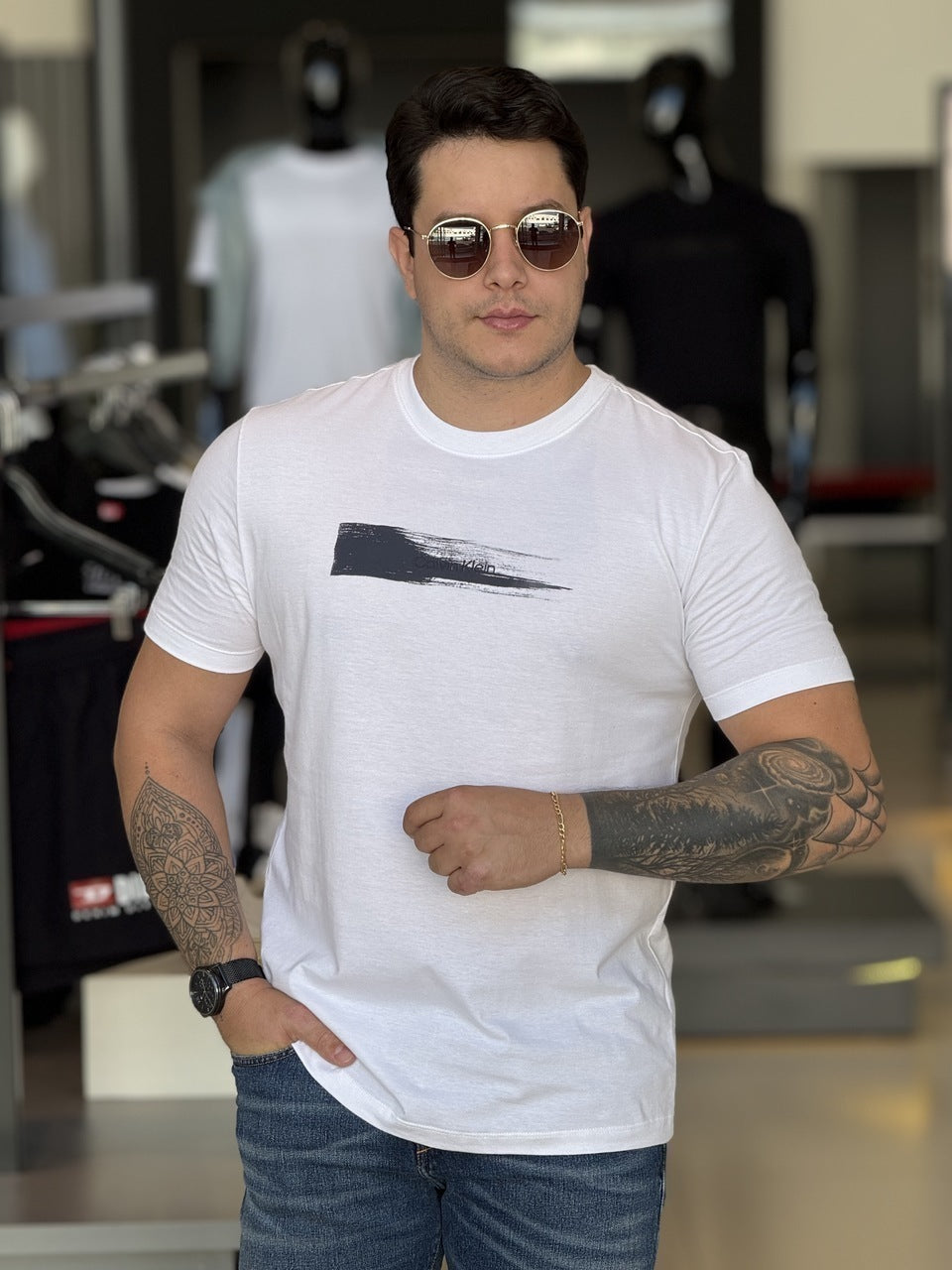 Camiseta Calvin Klein Art Brush Masculino