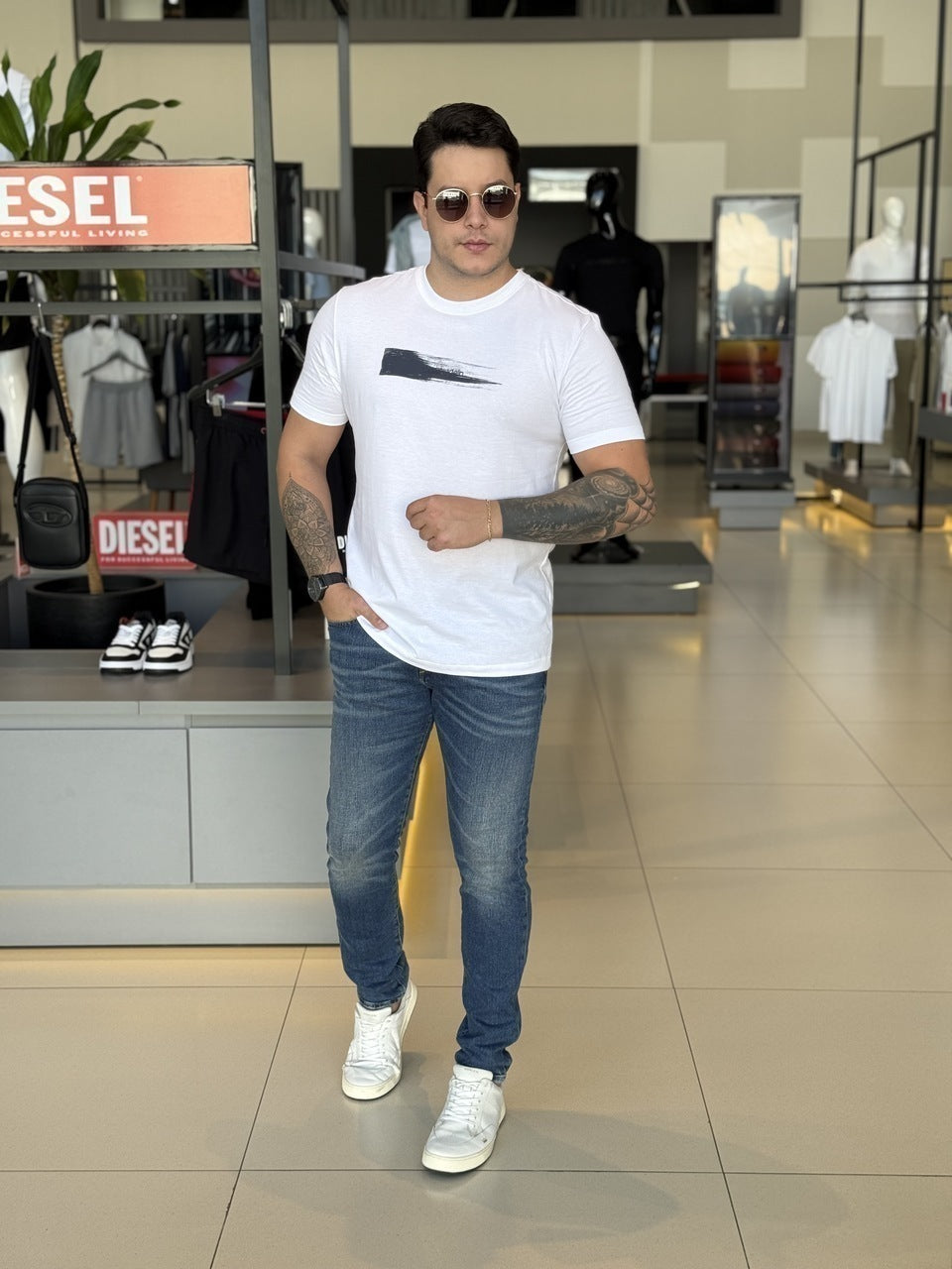 Camiseta Calvin Klein Art Brush Masculino