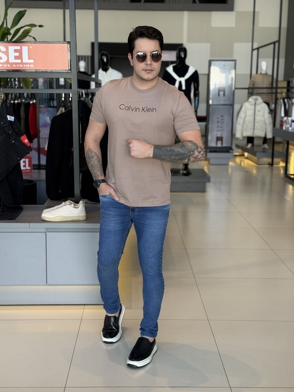Camiseta Calvin Klein Embossed Color Masculino