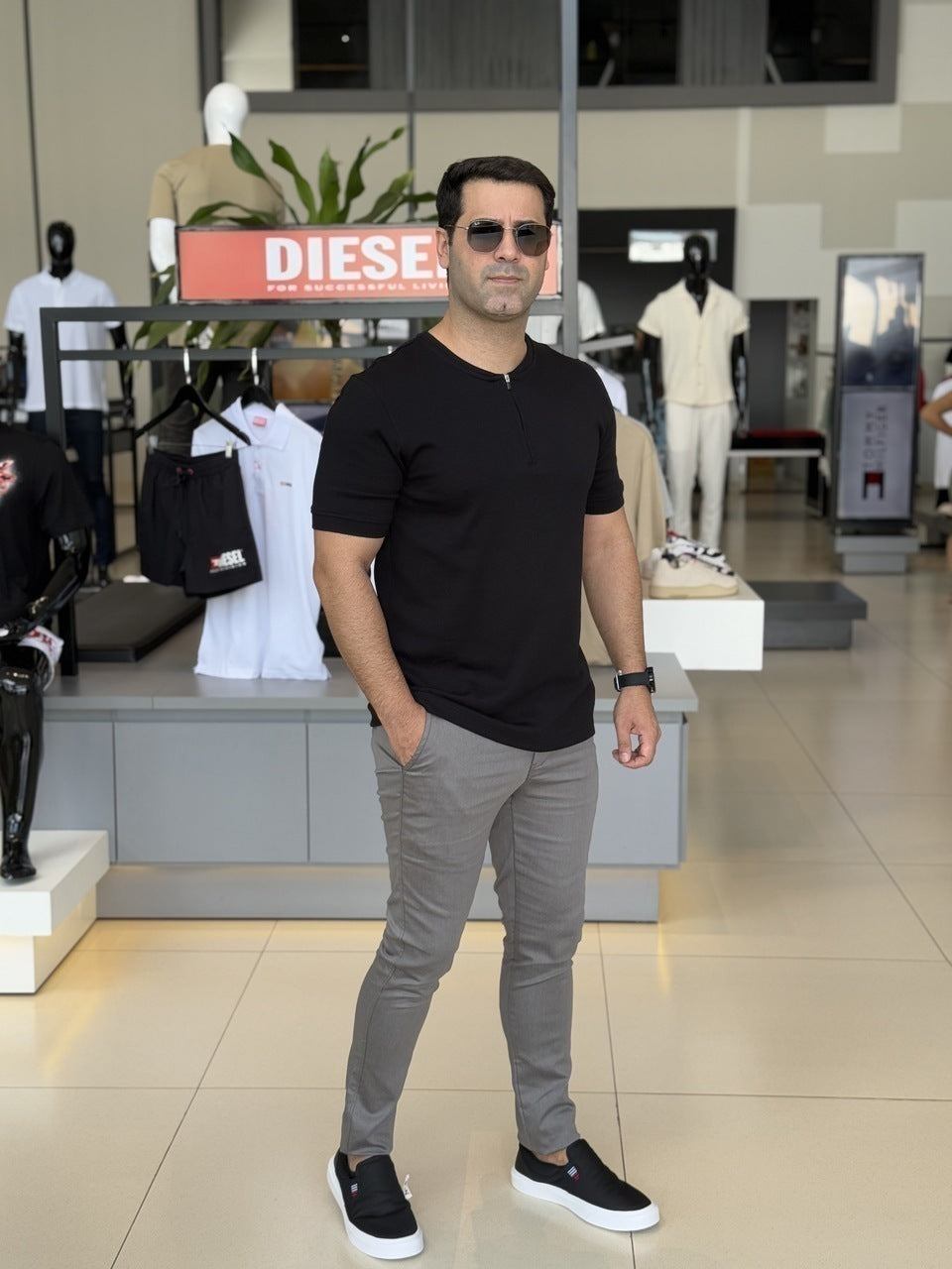 Camiseta Impire Fine com Zíper Masculino
