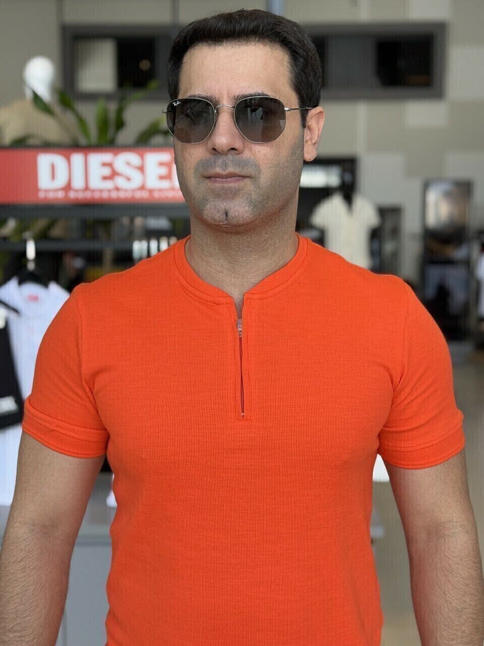 Camiseta Impire Fine com Zíper Masculino
