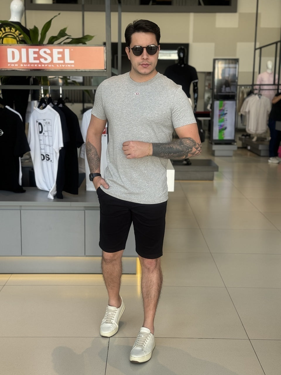 Camiseta Diesel T-Diegor-D Logo Bordado Masculino