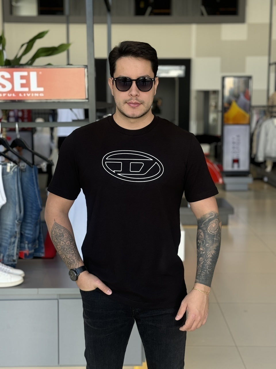 Camiseta Diesel T-Just-Bigoval Masculino