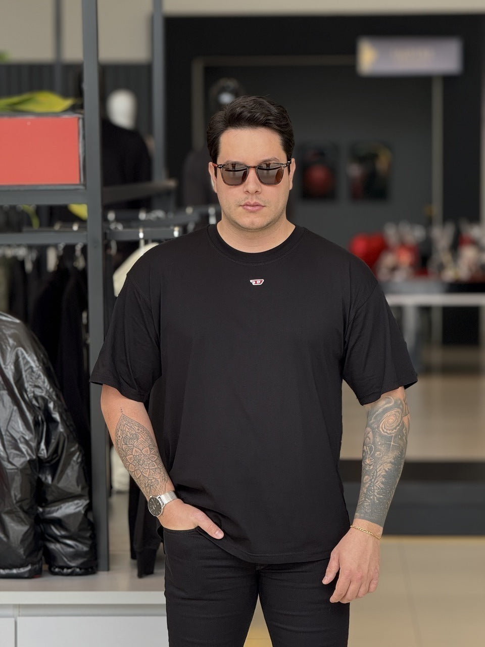 Camiseta Diesel T-Boxt-D Oversized Logo Bordado Masculino
