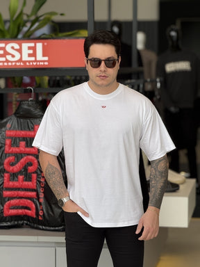 Camiseta Diesel T-Boxt-D Oversized Logo Bordado Masculino