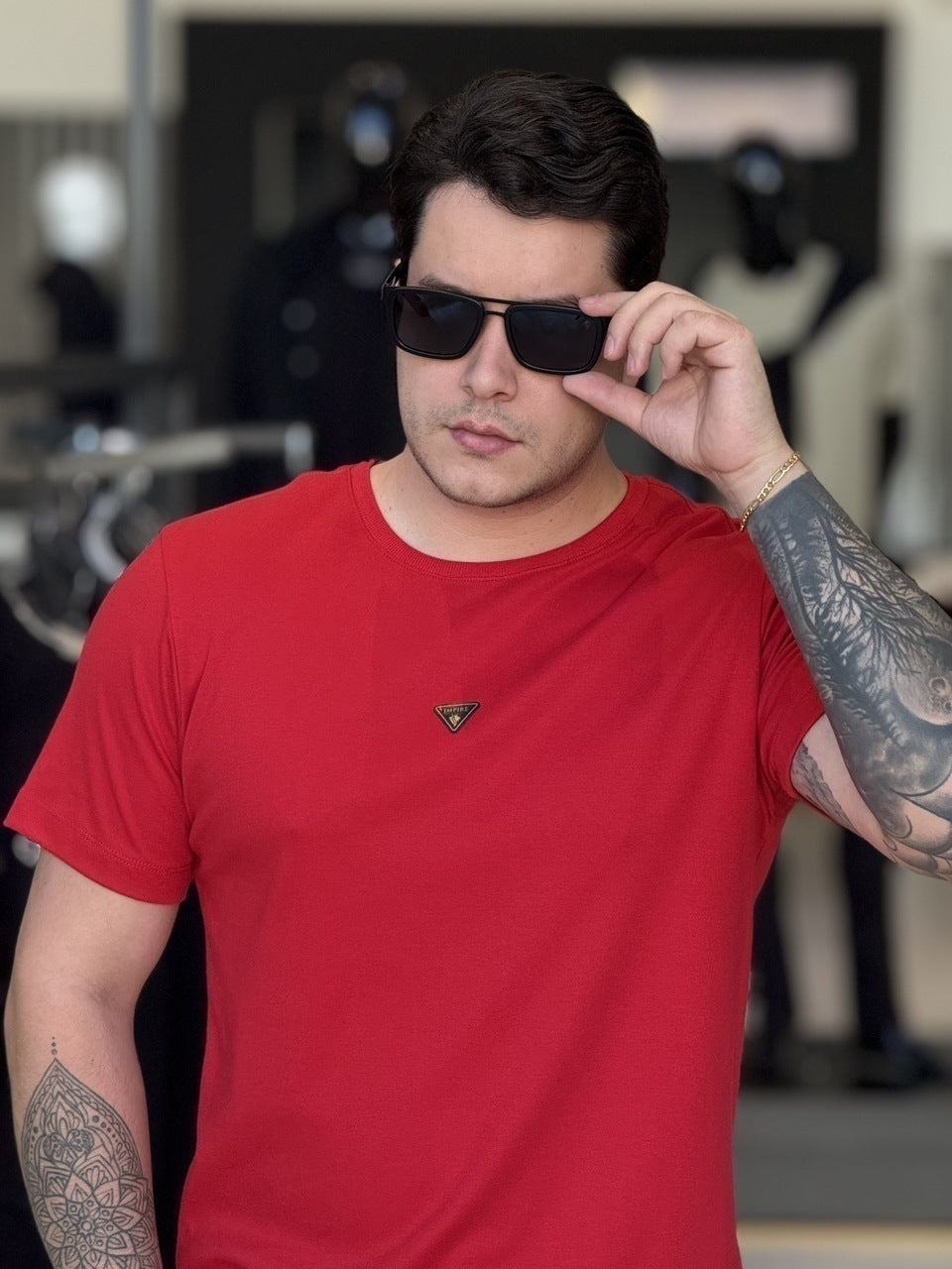 Camiseta Impire Regular Suedine Egípcio Carmim Masculino