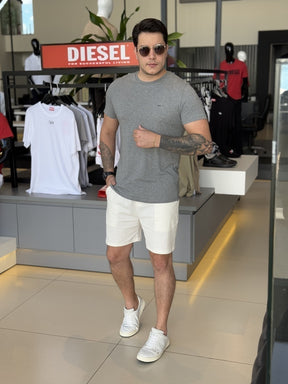 Kit Camiseta Diesel com 3 Peças Masculino Branco/Cinza e Preto