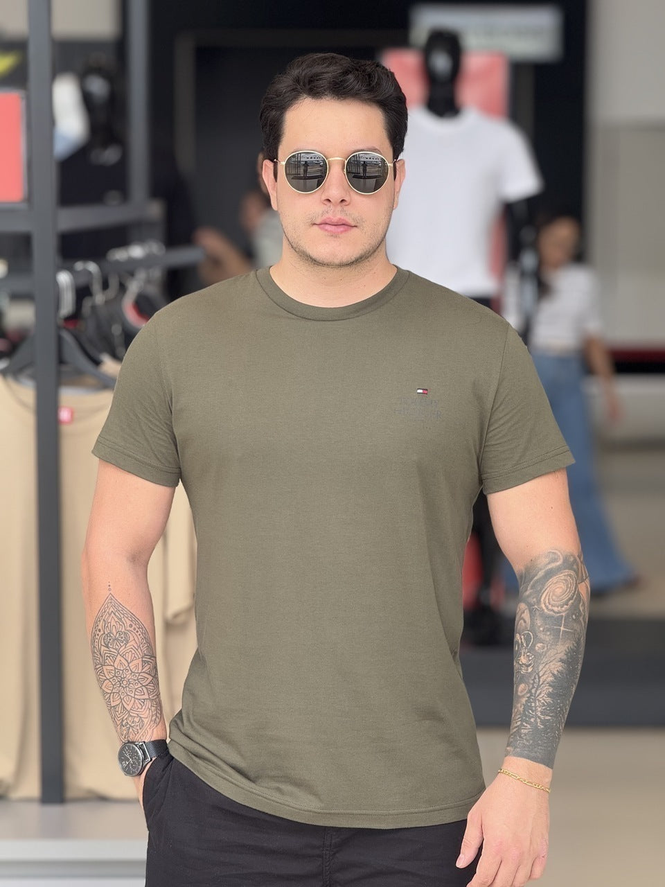 Camiseta Tommy Hilfiger Brand Love Masculino