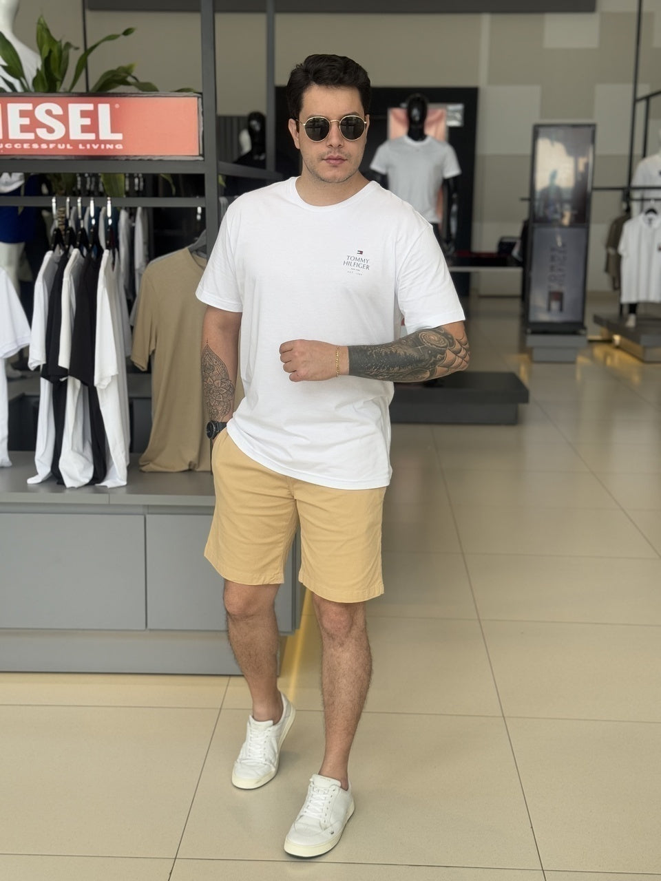 Camiseta Tommy Hilfiger Brand Love Masculino