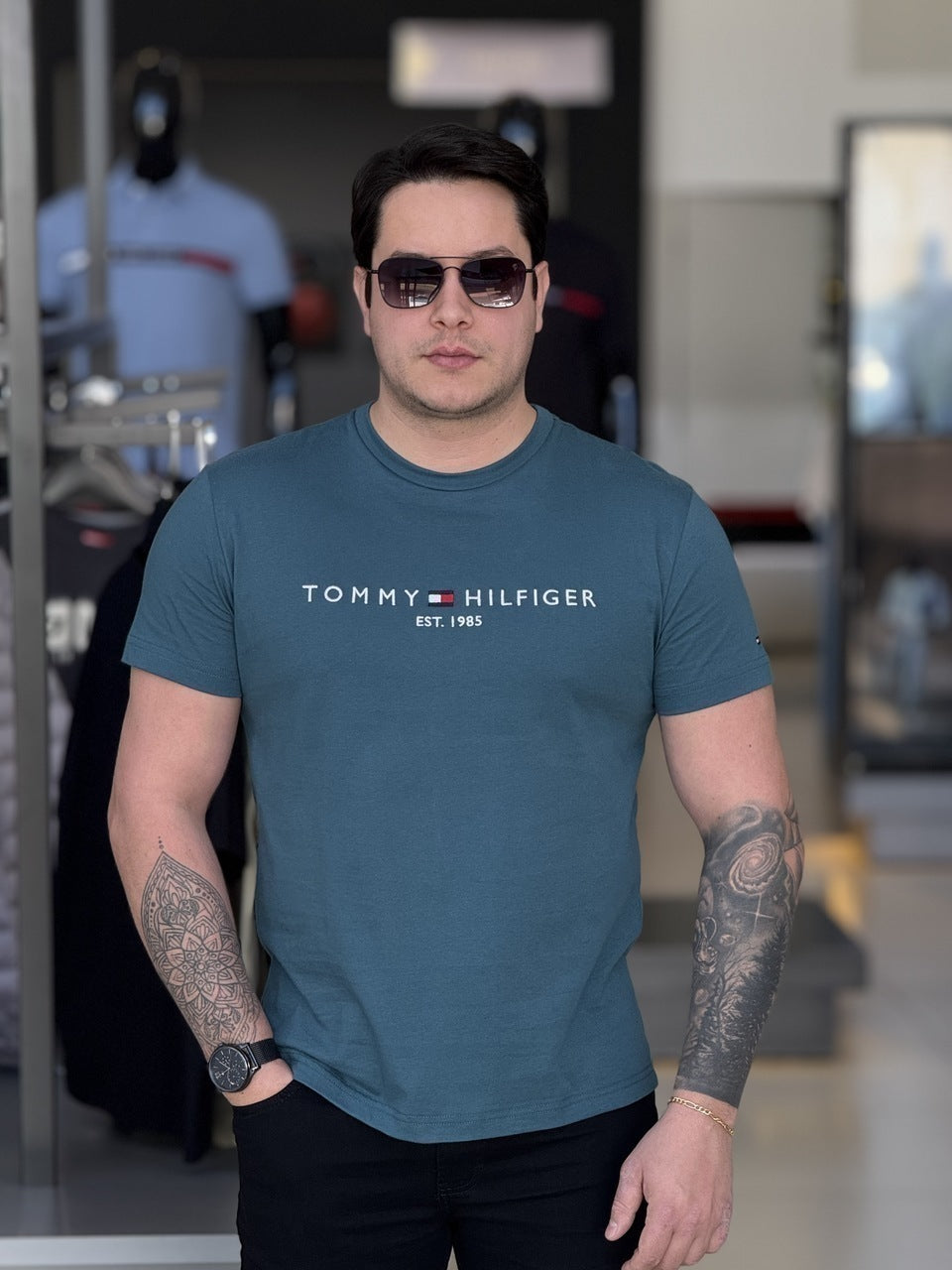 Camiseta Tommy Hilfiger Logo Bordado Masculino