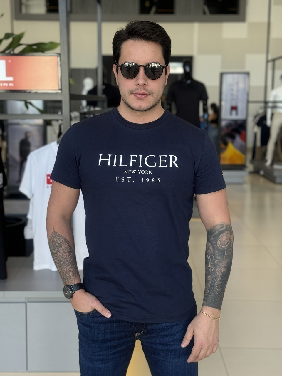 Camiseta Tommy Hilfiger Estampa Frontal Masculino