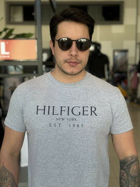 Camiseta Tommy Hilfiger Estampa Frontal Masculino
