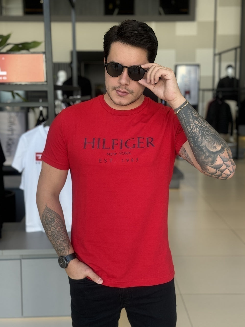 Camiseta Tommy Hilfiger Estampa Frontal Masculino