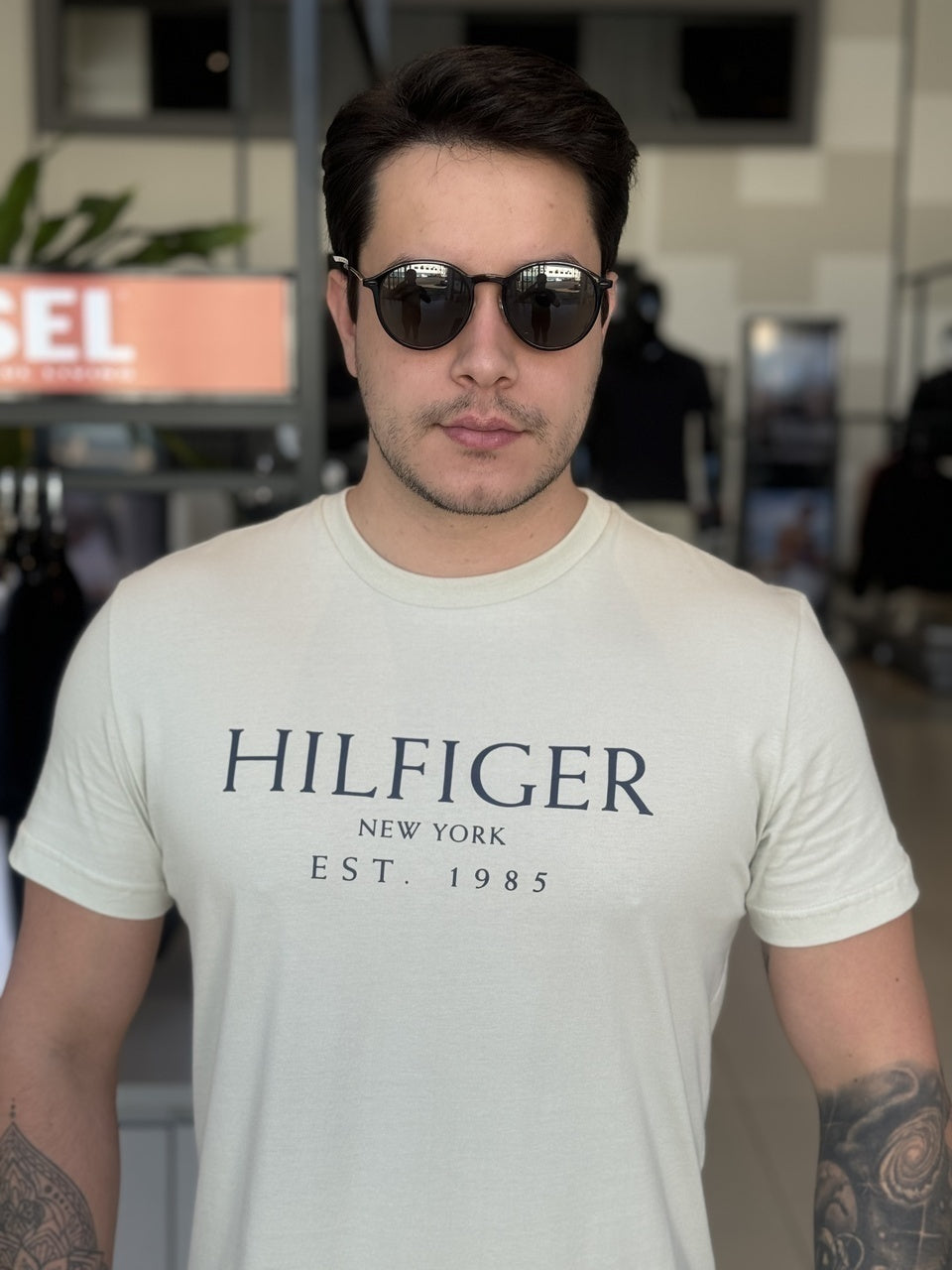Camiseta Tommy Hilfiger Estampa Frontal Masculino