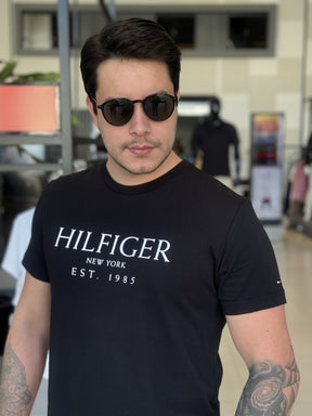 Camiseta Tommy Hilfiger Estampa Frontal Masculino