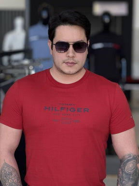 Camiseta Tommy Hilfiger Stack Graphic Masculino
