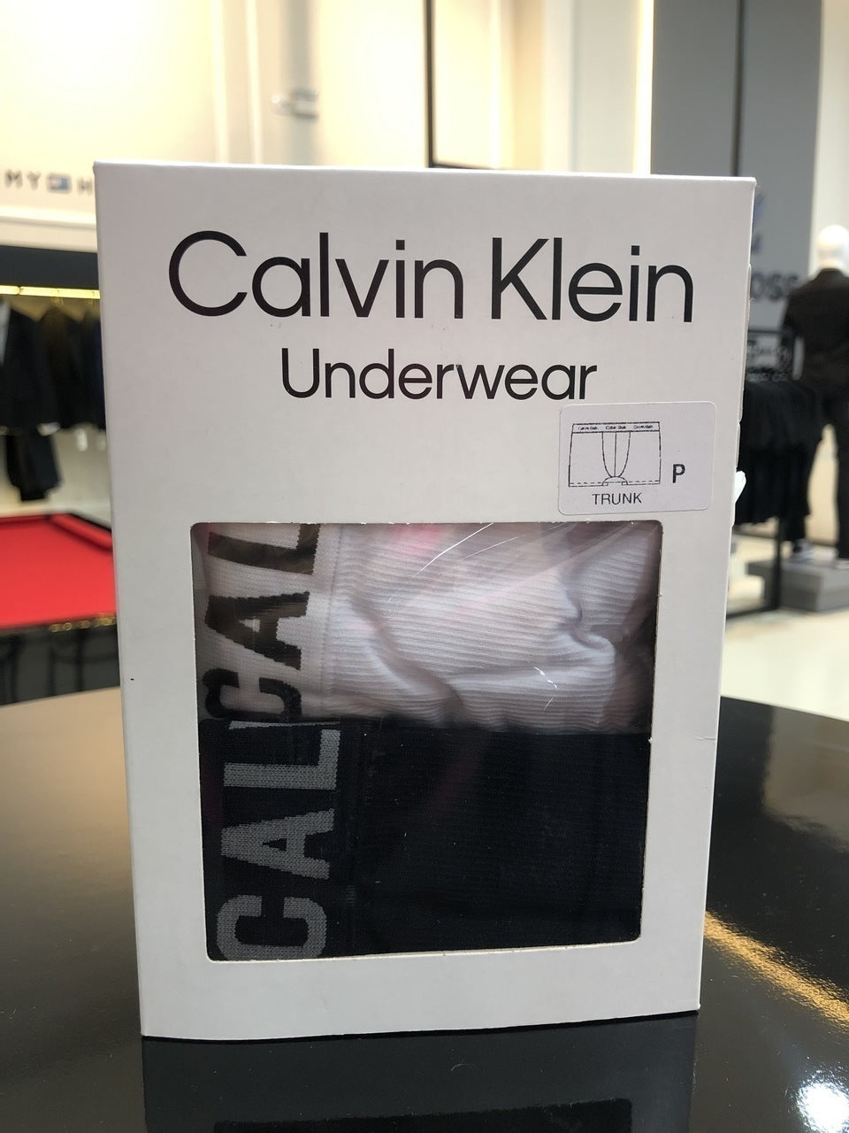 Cueca Calvin Klein Kit com 2 Peças Lettering Assinatura Sem Costura Masculino Preto / Branco