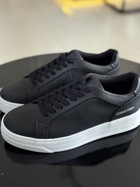Tênis Calvin Klein Lettering Assinatura Baixo Relevo na Lateral Masculino